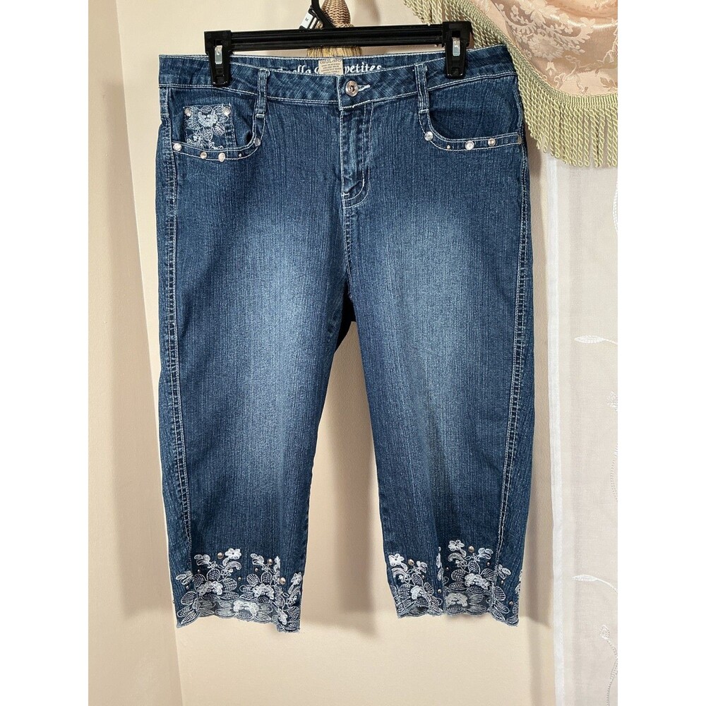 Apollo Jeans Cropped Embrodered Embellished Size 10 Petit Medium wash Streach
